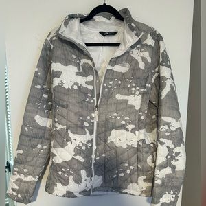 North face camo jacket